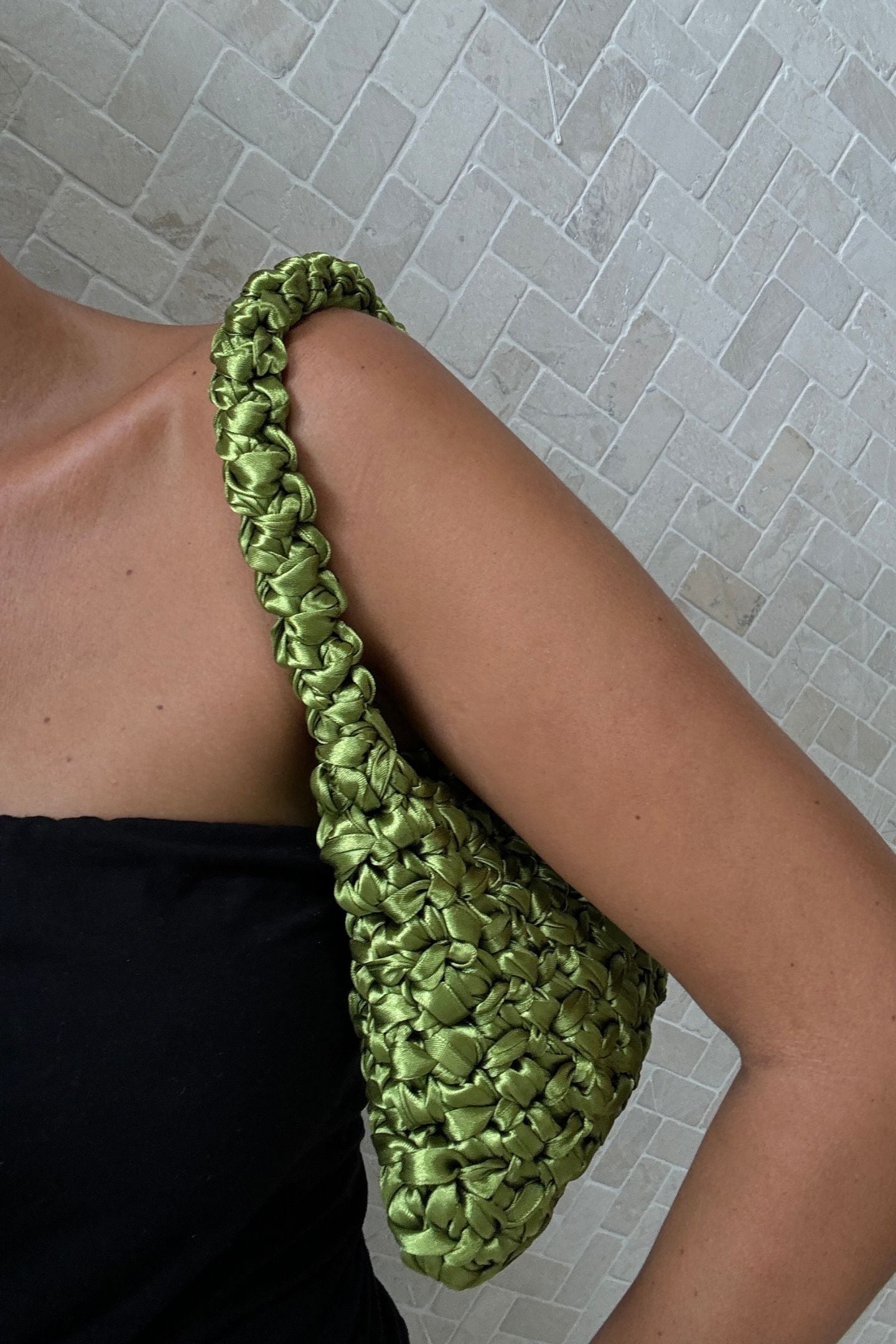SATIN SHOULDER BAG - Spring Green