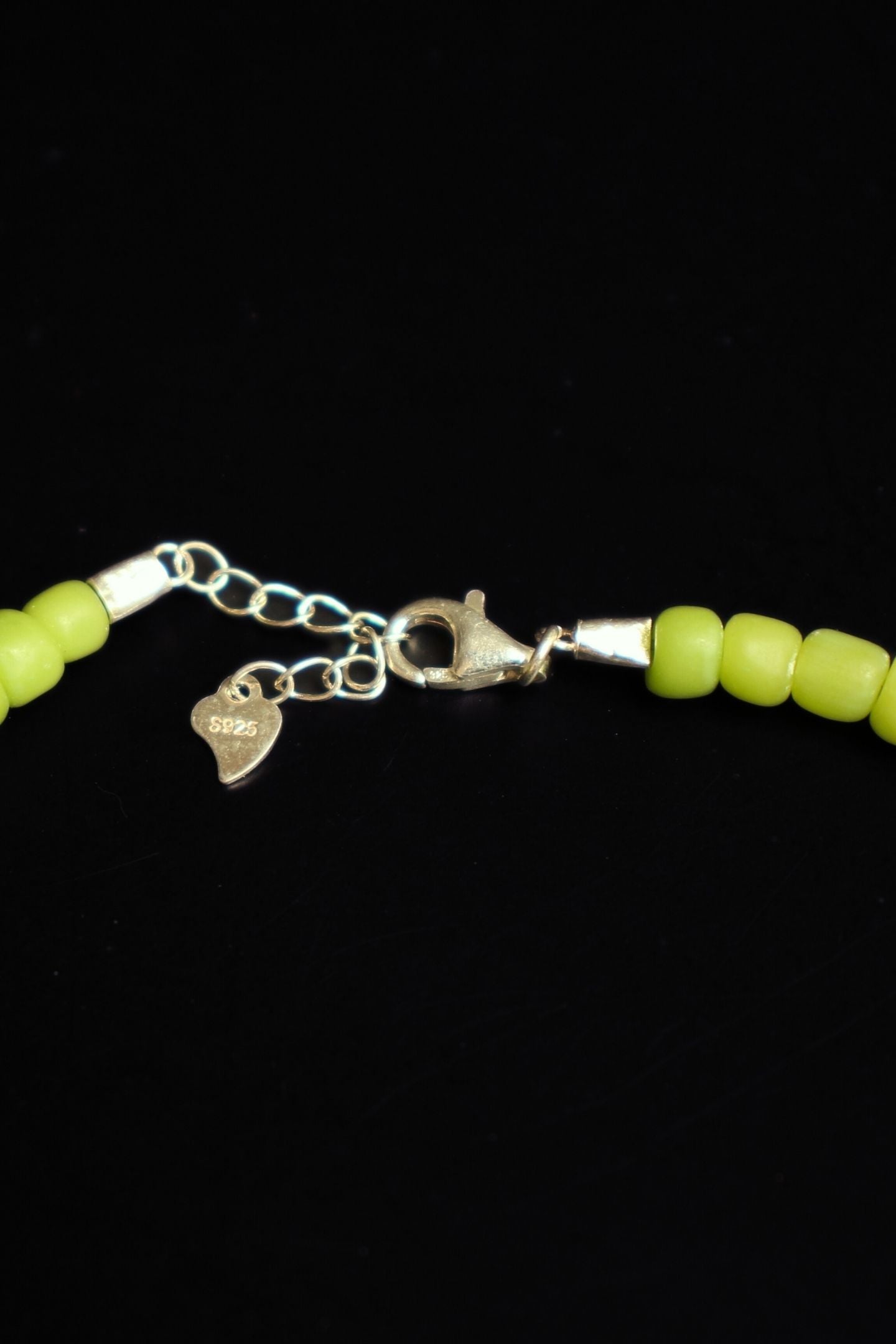 RONA NECKLACE- Chili Lime