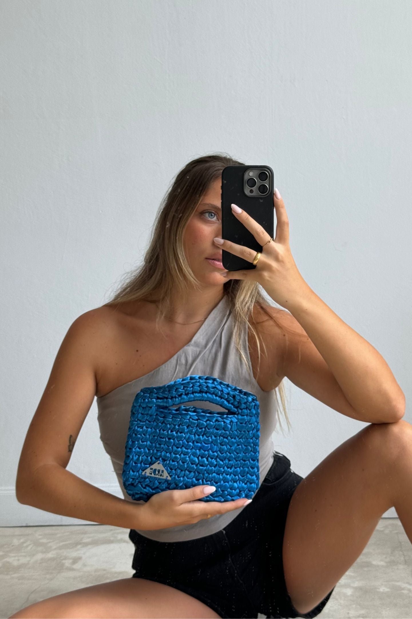 SATIN MINI BASKET - Dazzling Blue