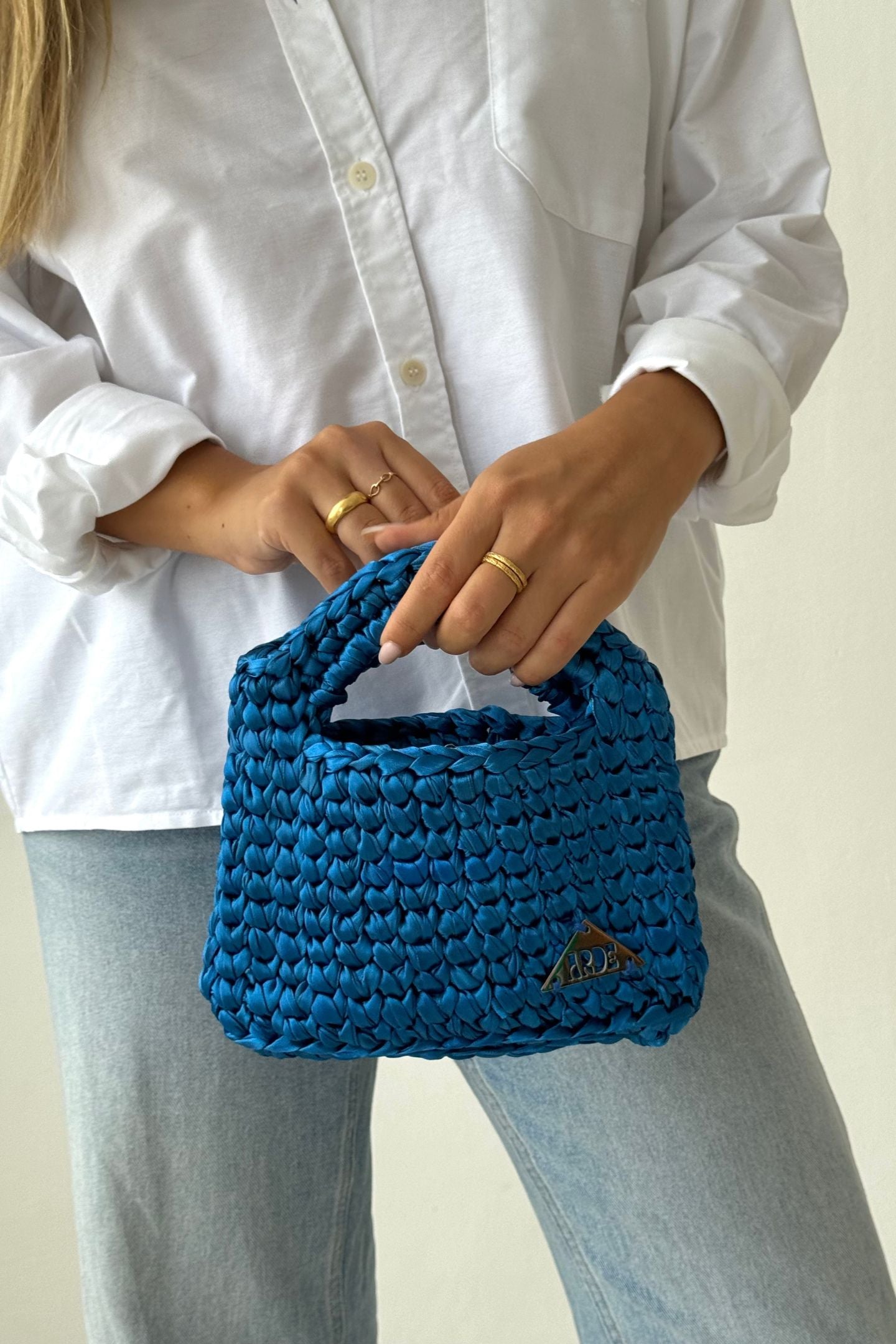 SATIN MINI BASKET - Dazzling Blue