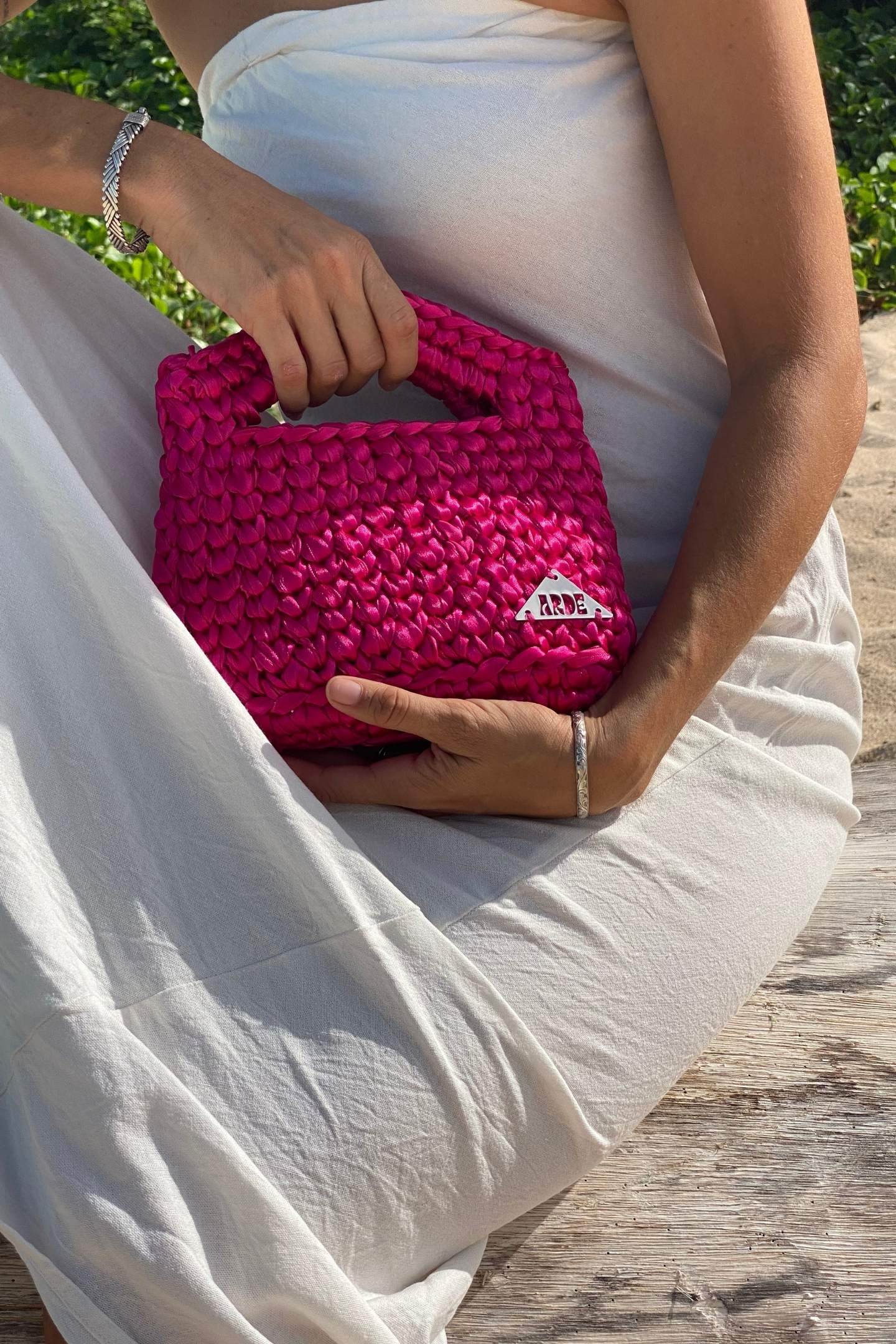 SATIN MINI BASKET - Barbie Pink
