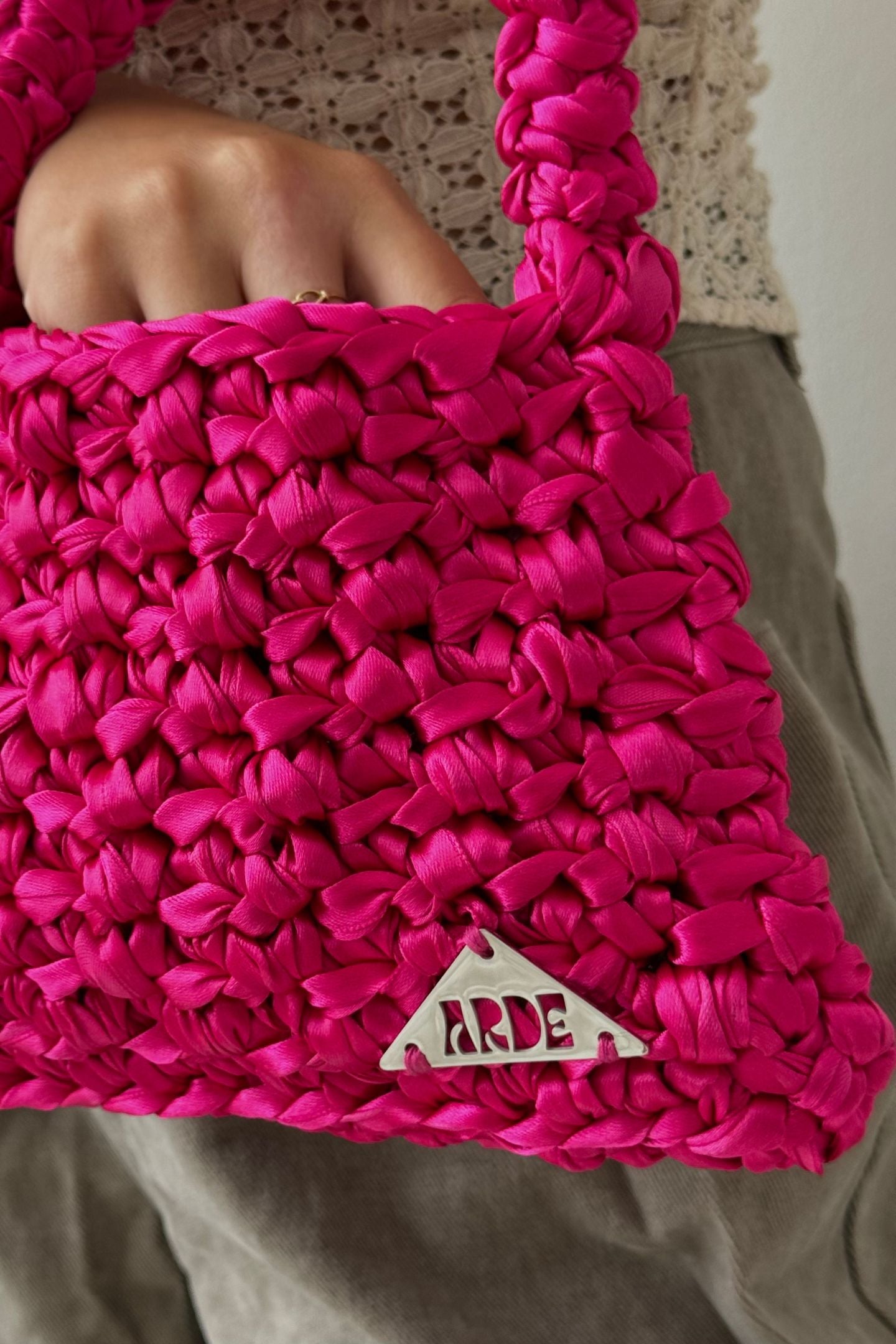 SATIN SHOULDER BAG - Barbie Pink