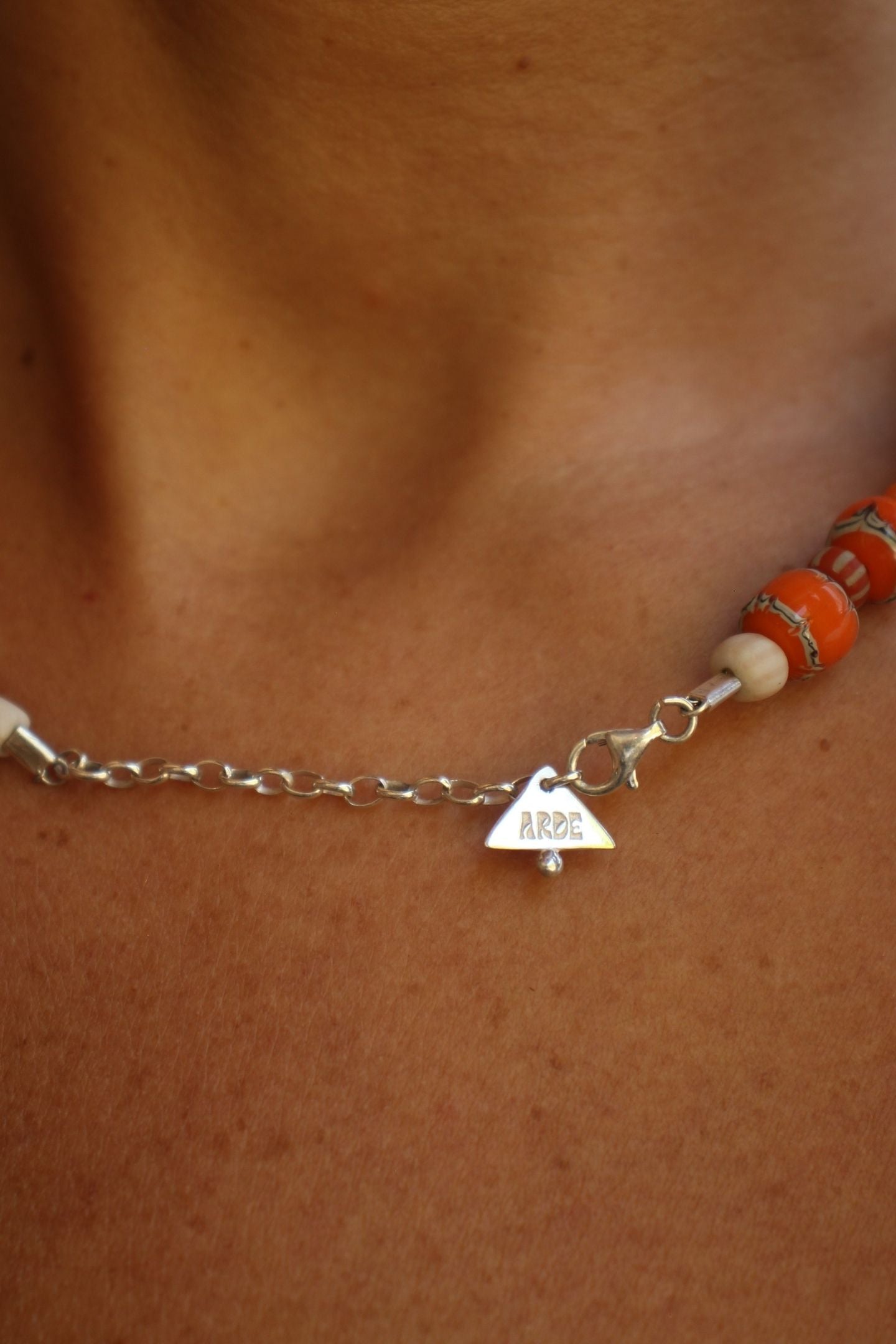 RIANG NECKLACE - Orange Lime