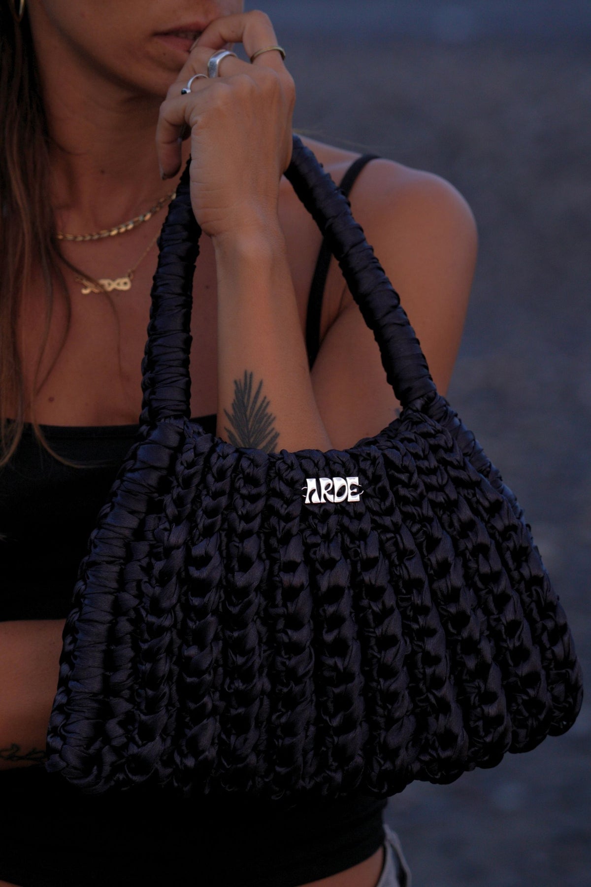 RUBY SATIN - Black