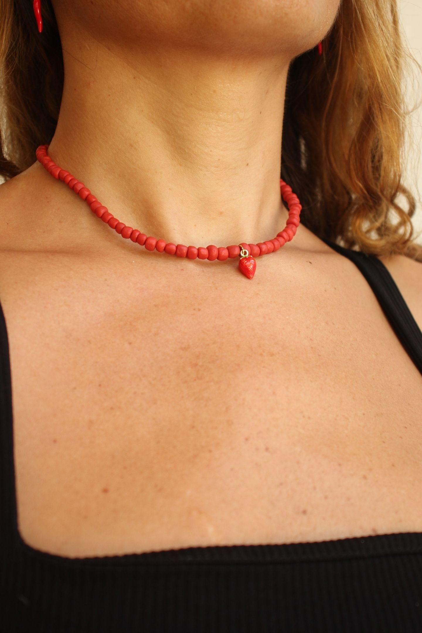 RONA NECKLACE - Red Strawberry