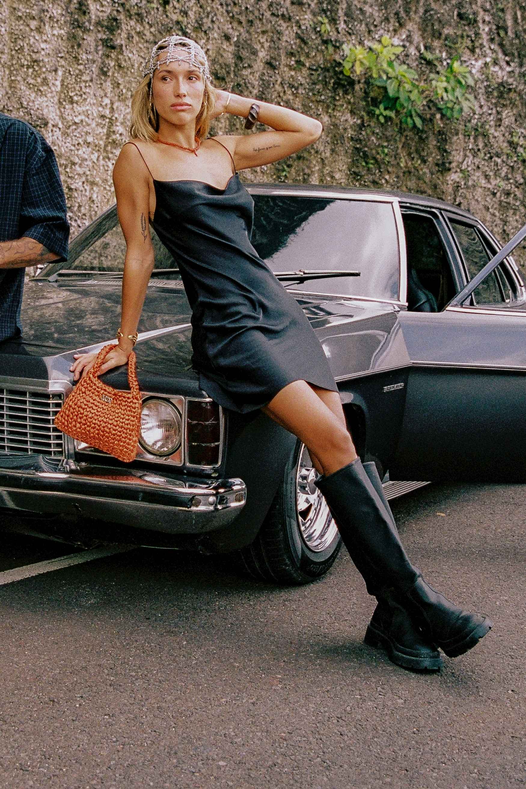 SATIN SHOULDER BAG - Rust