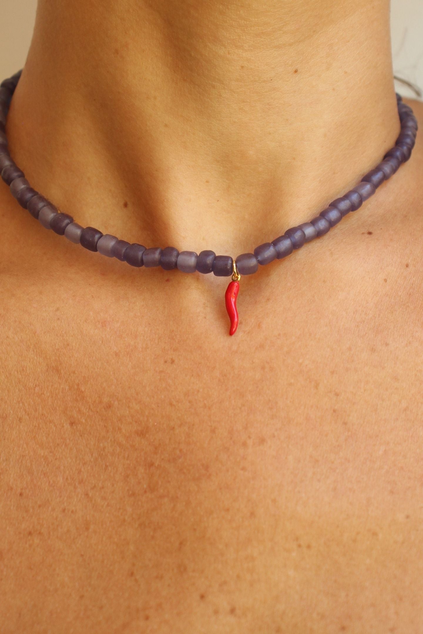 RONA NECKLACE - Plum Chili