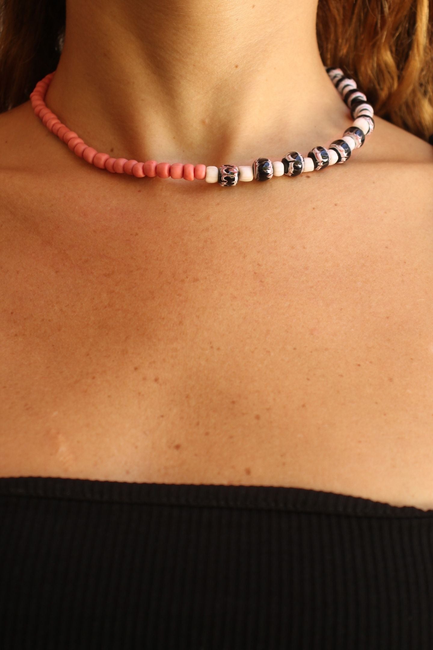 RIANG NECKLACE - Chevron & Coral